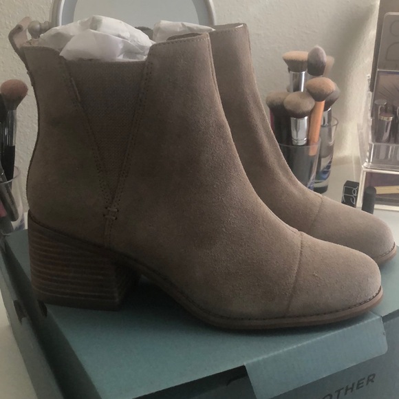 desert taupe suede women's esme boots